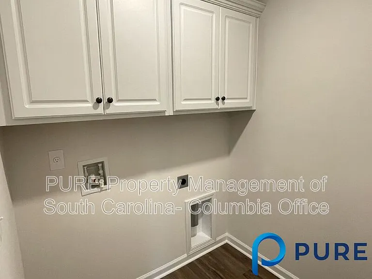 1433 Tamarind Ln — Photo 9
