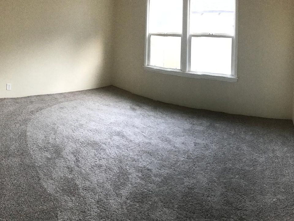 2nd image of 578 W 5th St