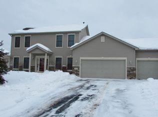 3335 Hartford Rd, Woodbury, MN 55125