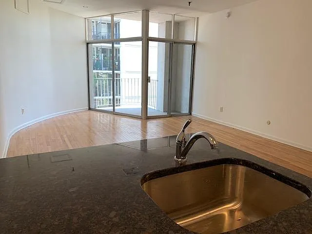 428 S 13th St #403 — Photo 1