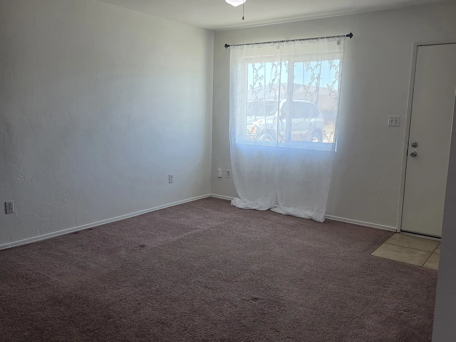 2 bed, 800 sqft, $1,200 — Photo 2