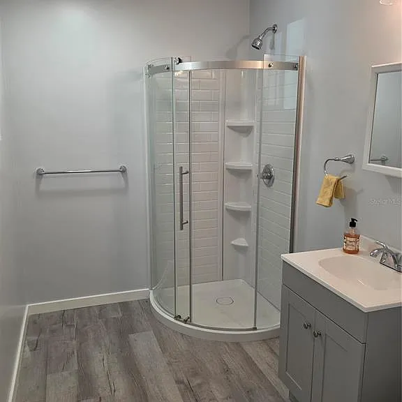 835 Golden Isle Dr — Photo 3