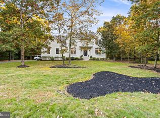 21 Abingdon Ave, Medford, NJ 08055