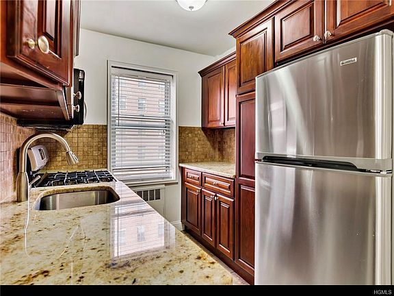 2nd image of 505 E Lincoln Ave APT 206
