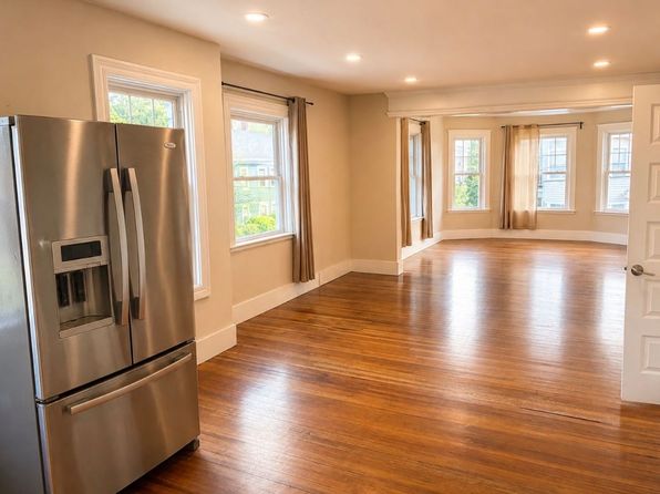 207 Lowden St #2