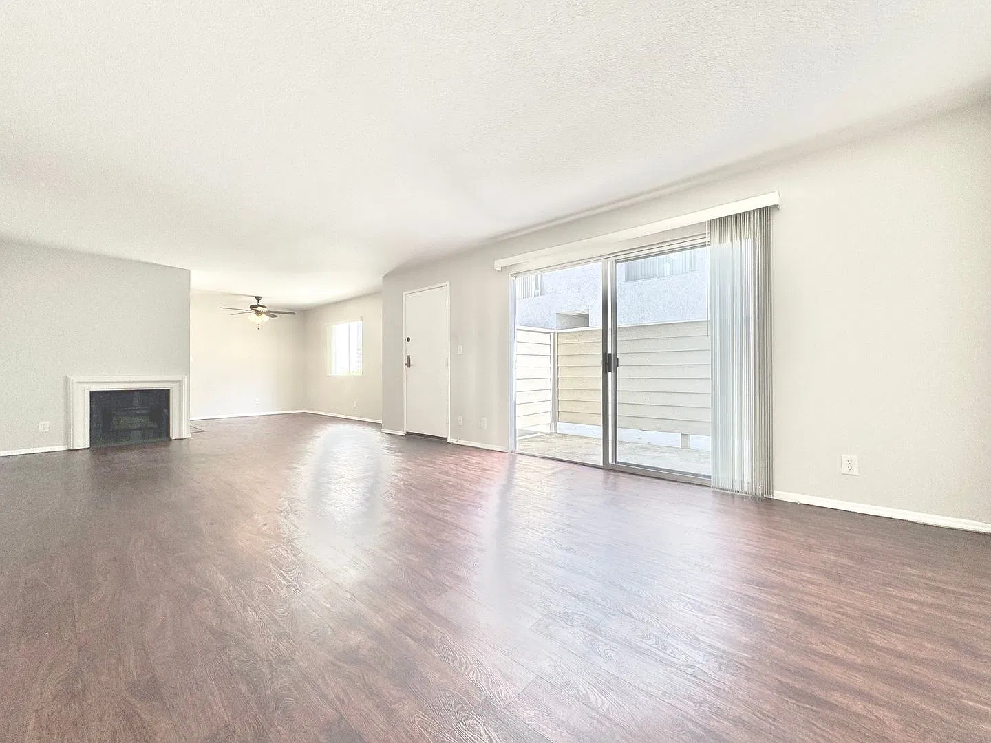14455 Dickens St — Photo 4
