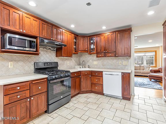 5th image of 3 Schelly Drive