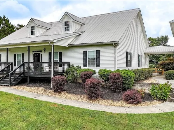 30 Sullins Rd, Cartersville, GA 30121