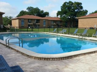 11135 Normandy Cir APT 1, Temple Terrace, FL 33617