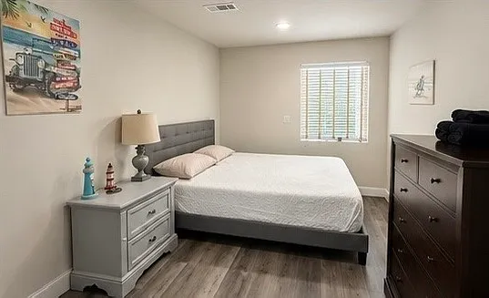 3103 Saxon Dr — Photo 30