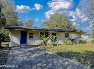 150 Live Oak St, San Mateo, FL 32187