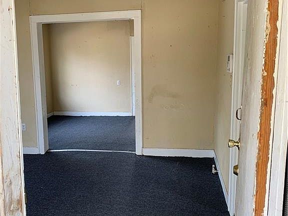 2nd image of 1721 Vivian St