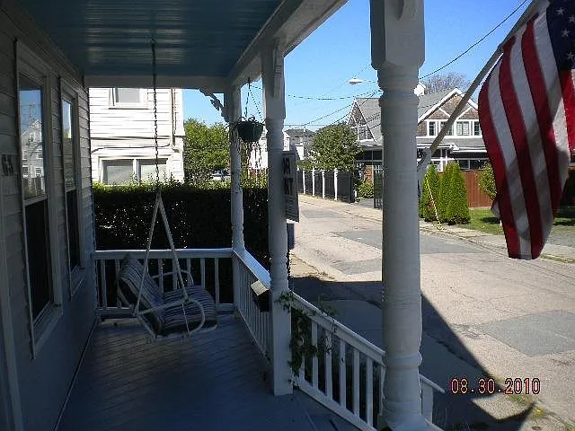 3 bed, 1700 sqft, $2,700 — Photo 2
