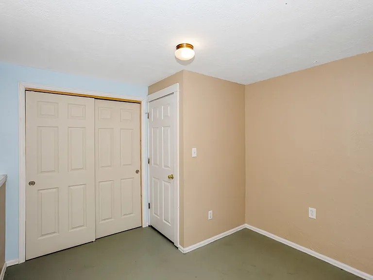 3512 Post Rd — Photo 10