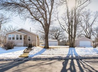 621 E Douglas Ave, Des Moines, IA 50313