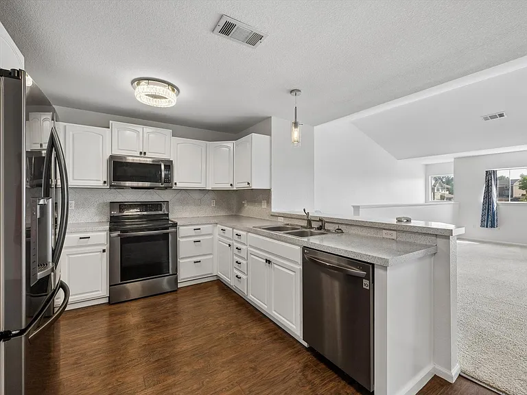10818 Cimarron St #1106 — Photo 9