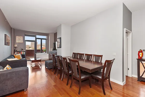Rented by Esra Realty | media 11
