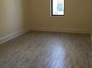 12-29 117th St, College Pt, NY 11356