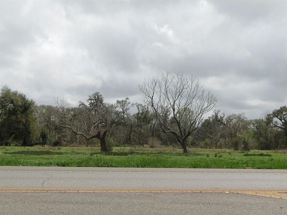 4th image of 2481 Fm 521 Rd