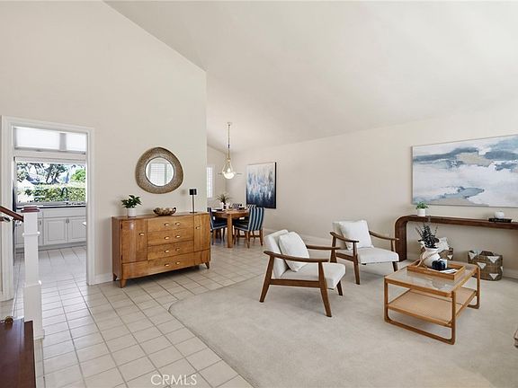 5th image of 14501 Larch Ave