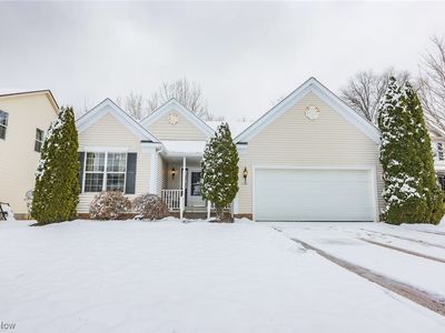 1137 Eaton Dr, Akron, OH, 44312