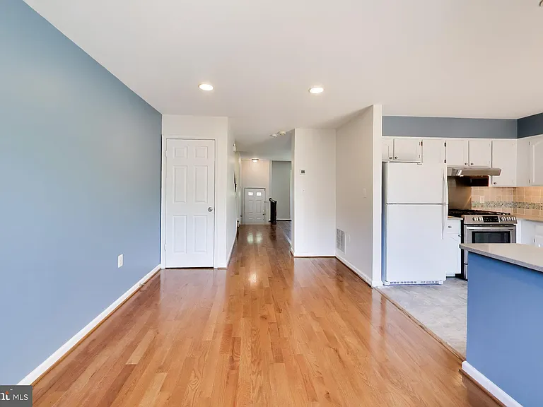4 Earth Star Ct — Photo 8