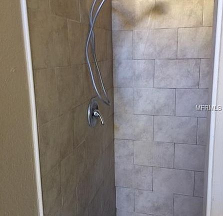 5th image of 7403 Savannah Ln