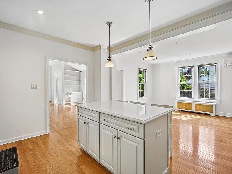 155 Sunset Ln — Photo 14