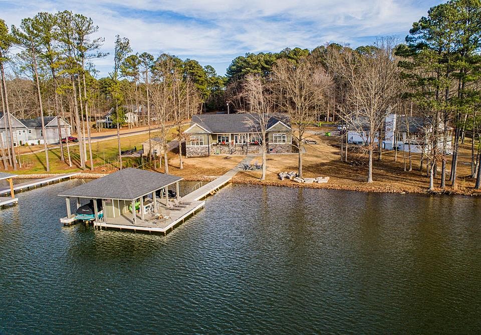 1st image of 57 Leeward Cir