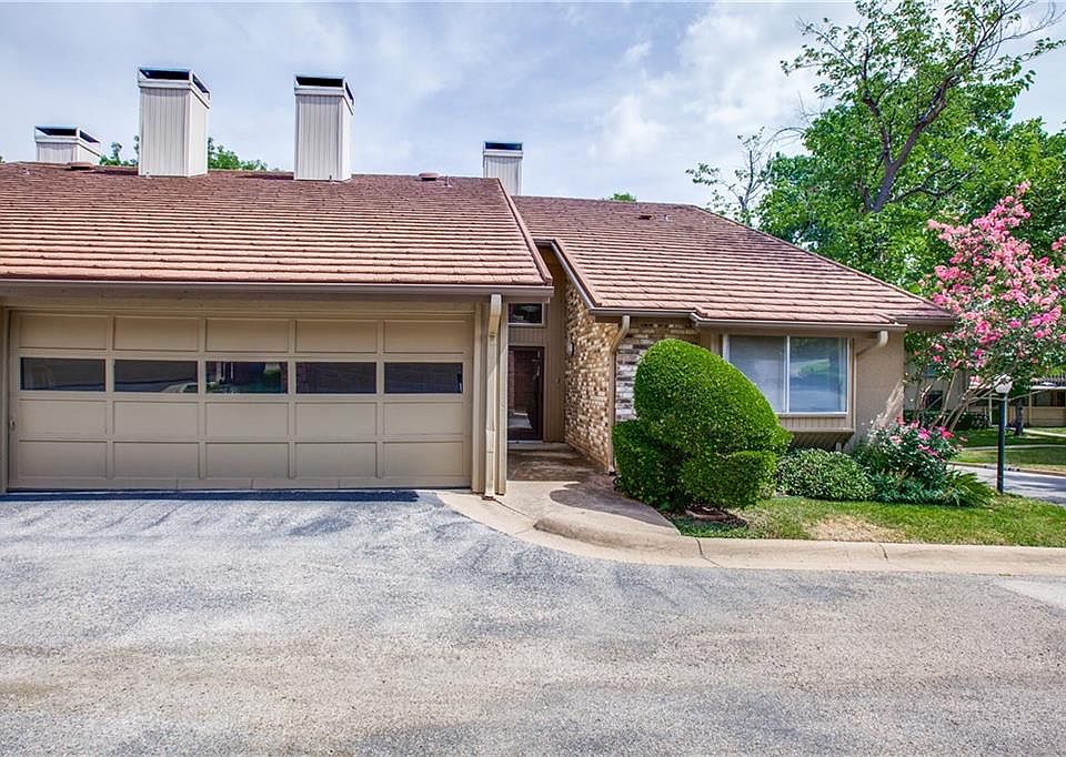 1st image of 5820 Chimney Wood Cir
