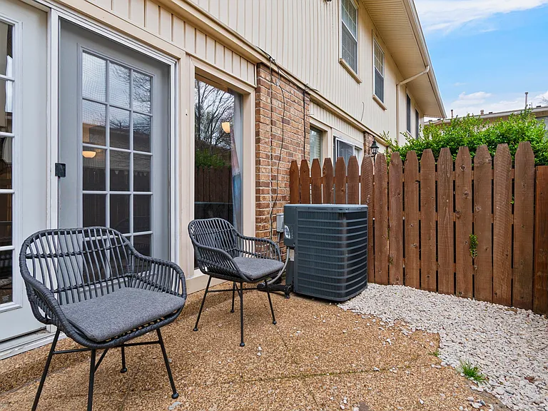2116 Hobbs Rd #C2 — Photo 44