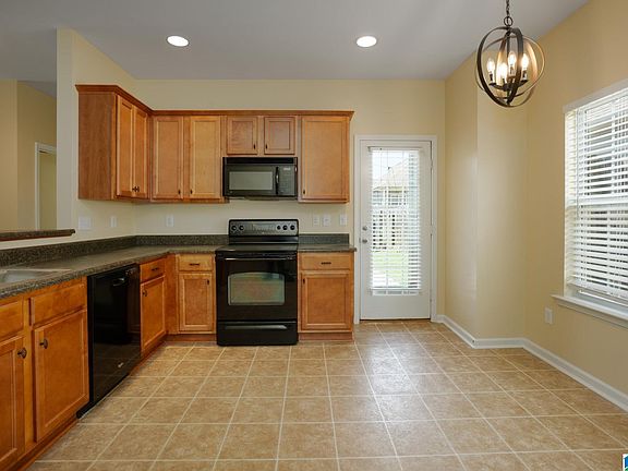 5th image of 1096 Fairbank Ln