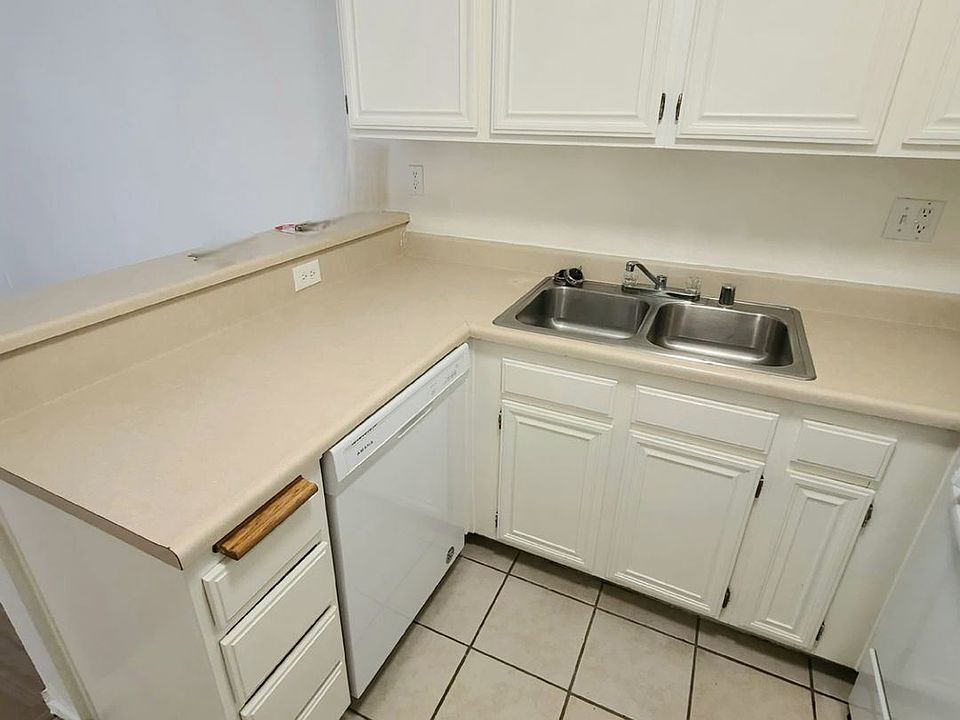 9929 Sepulveda Blvd. 9929 Sepulveda Blvd Mission Hills, CA Zillow