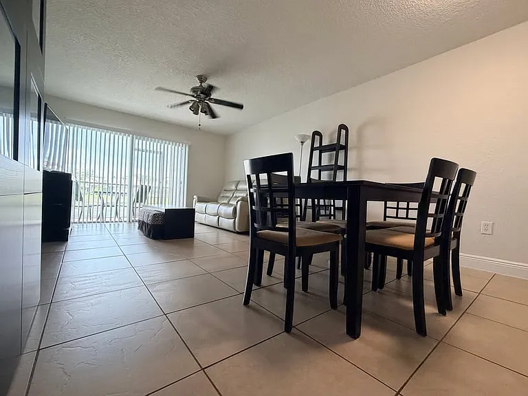 721 SW 113th Ave #721 — Photo 8