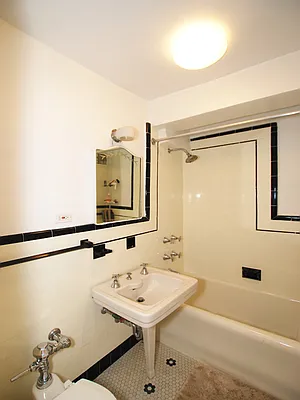 Rented by Sotheby's International Realty | media 13