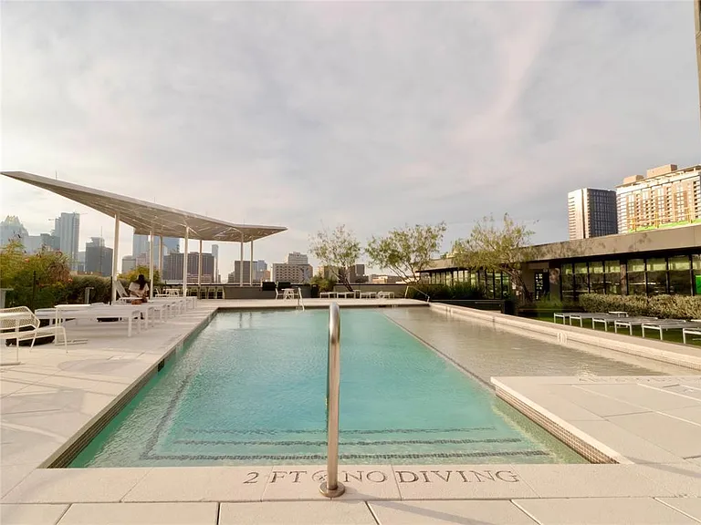 800 Embassy Dr #115 — Photo 39
