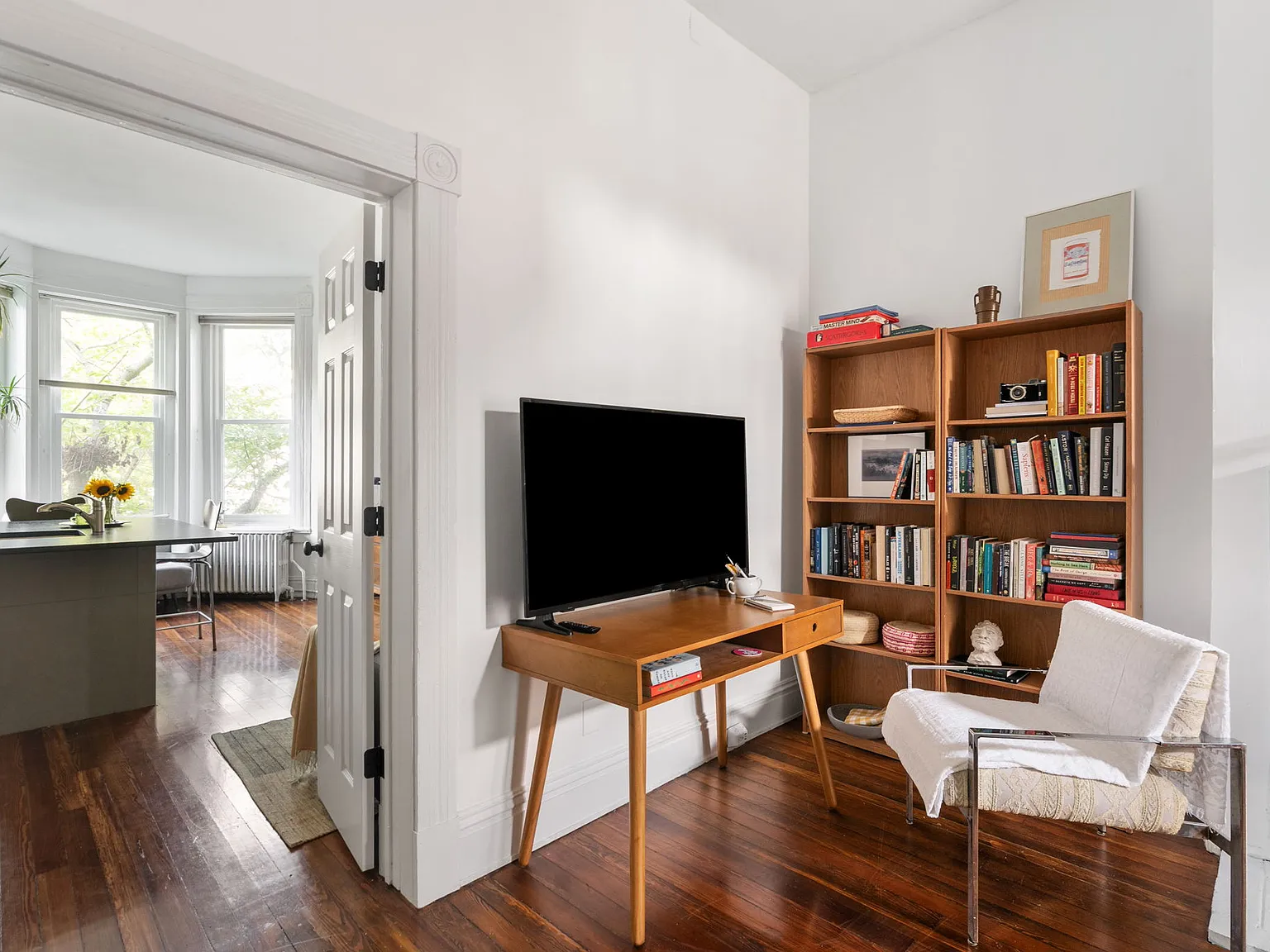 1 bed, 569 sqft, $2,600 — Photo 4