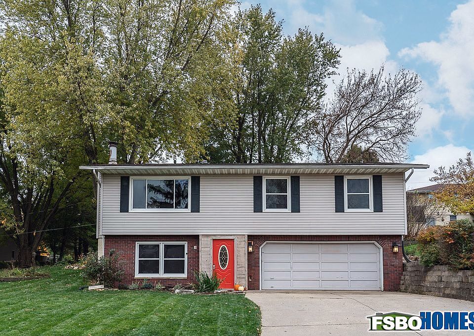 1st image of 126 Grandview Dr NE