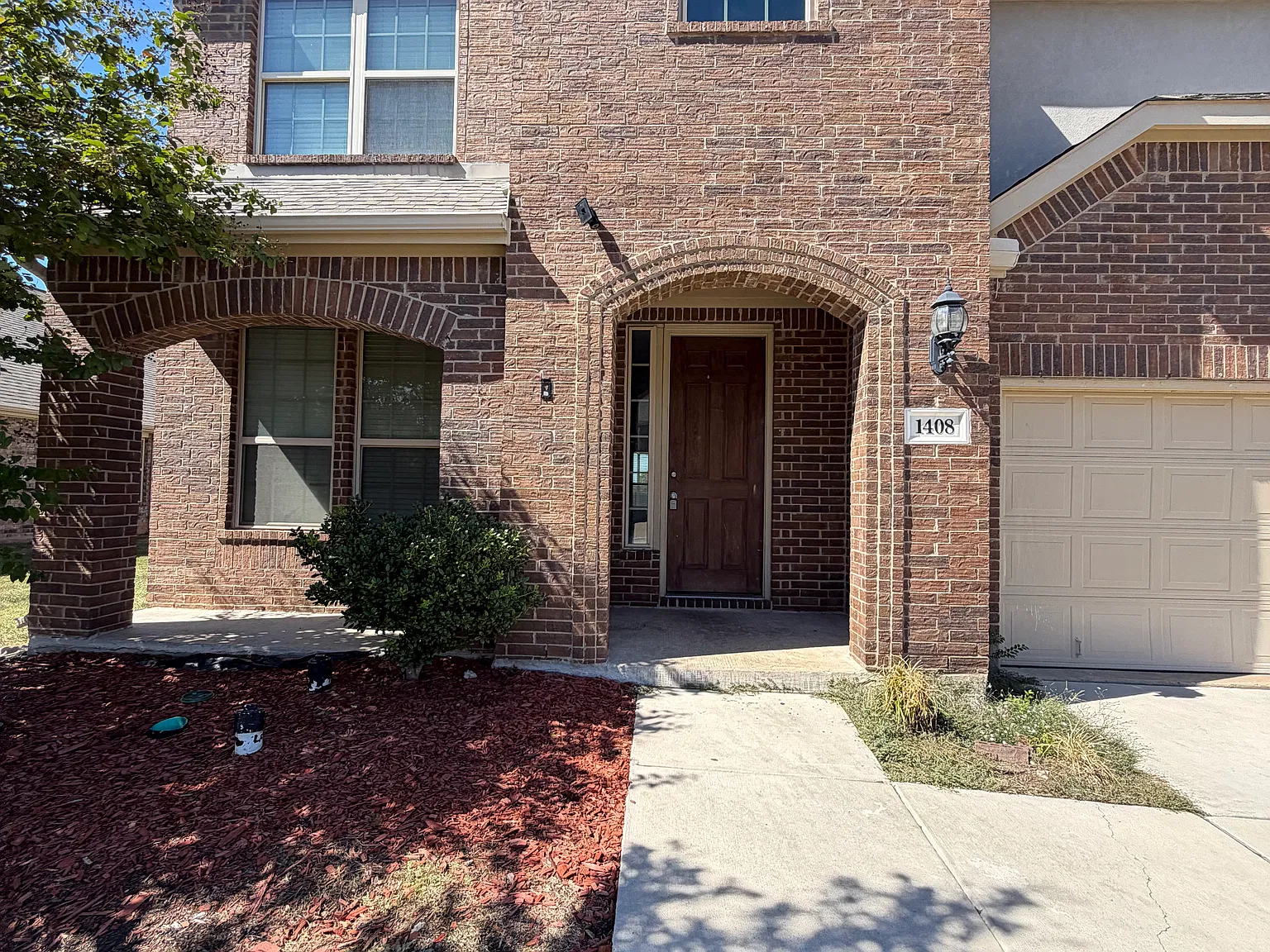 4 bed, 3.5 bath, 2848 sqft, $2,950 — Photo 1
