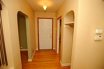 1517 29th Ave SW #MAIN FLOOR — Photo 3