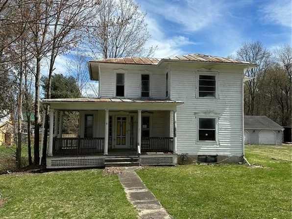 42 Sunnyside St, Friendship, NY 14739
