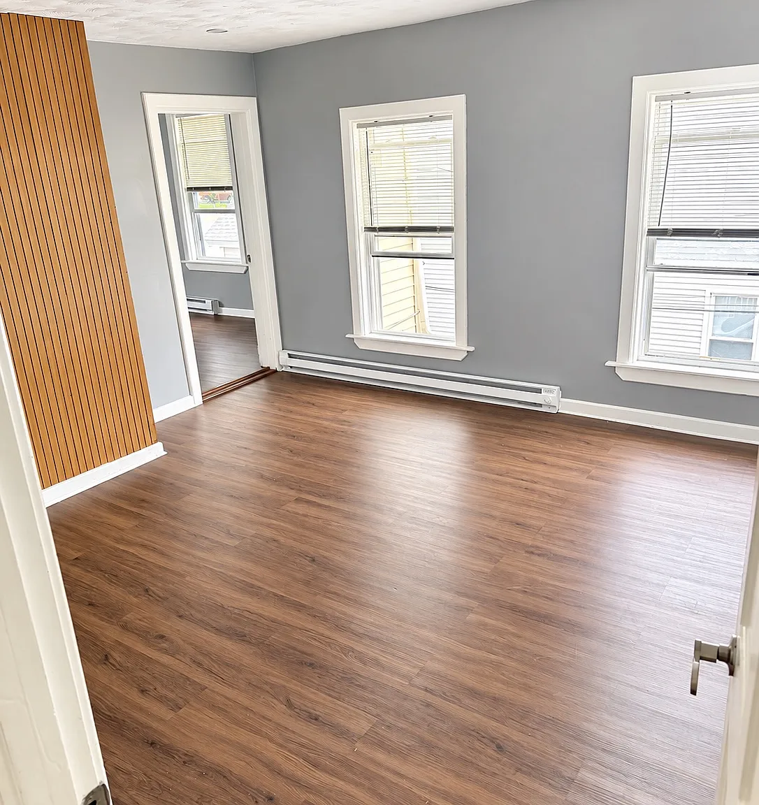27 W 5th St — Photo 4