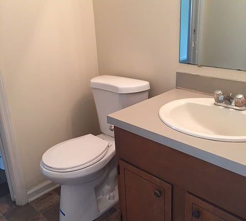 2nd image of 104 Courtland Dr