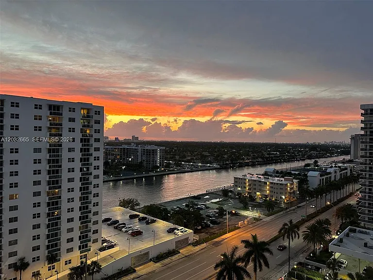 3001 S Ocean Dr #1429 — Photo 23