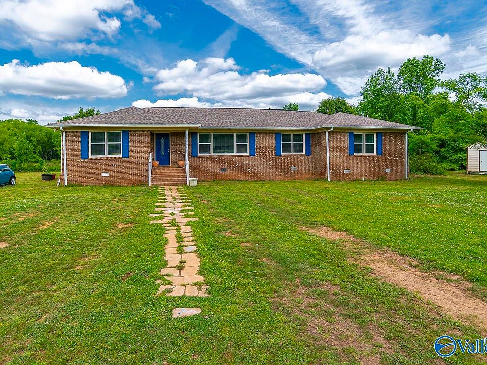 1st image of 319 Coulter Dr