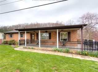 259 Kens Lake Estates Rd, Winfield, WV 25213