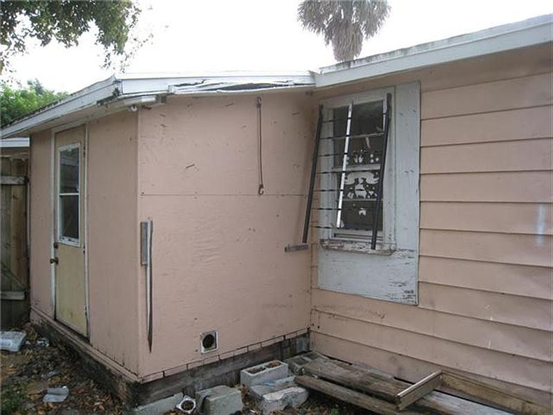 2nd image of 741 S Florida Mango Rd