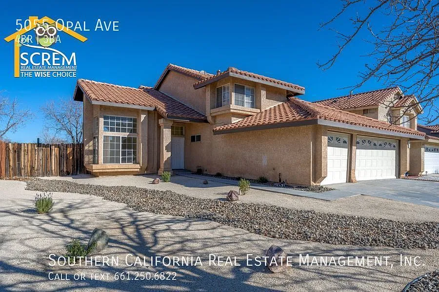 Four Bedroom Three Bathroom Home in Palmdale — Photo 1