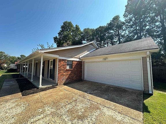 3rd image of 4624 Wicklow Dr