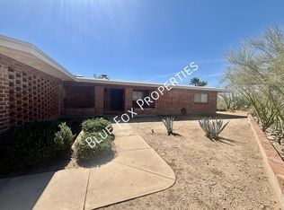900 E Via Lucitas, Tucson, AZ 85718